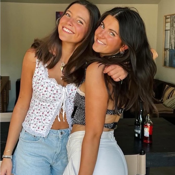 Meet your Posher, Katharine - Picture 5 of 5